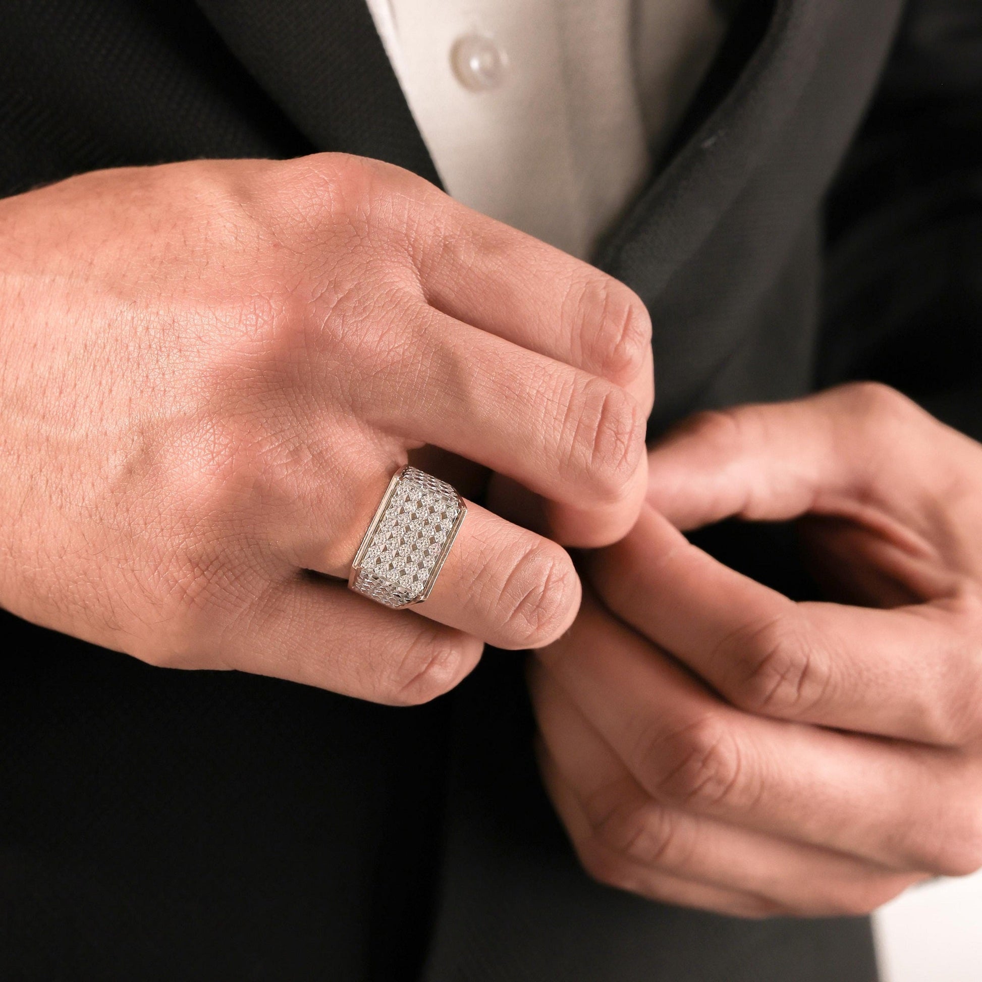 Round Pave Diamond Mens Gold Signet Ring - Carat Elara